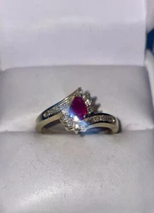 ESTATE Solid 14K Gold Pear-Cut Natural Ruby Diamond Cocktail Ring Size 7 - Picture 1 of 10