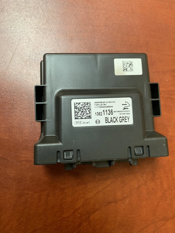 Chevrolet Malibu 2016-2018 PDC módulo de control de distancia de estacionamiento 13521136 Foto 1 de 3