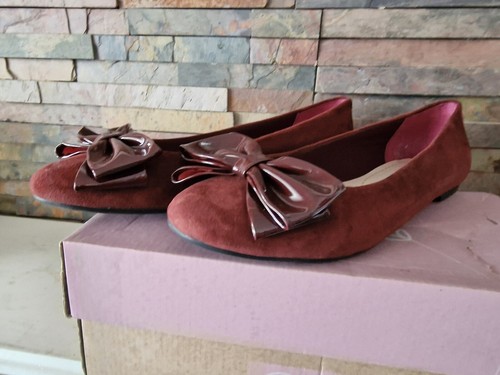 Ballerine Clarks Alicia Allie scamosciate rosso sangue di bue taglia 5 5 UK ottime condizioni.