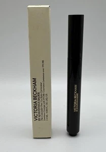 VICTORIA BECKHAM By Augustinus Bader The Concealer Pen ~ M1 ~ 2.4mL / .08 Fl Oz - Picture 1 of 3