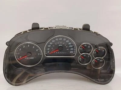 Medidor de velocímetro usado se adapta a: Gmc Envoy 2007 grupo de EE. UU. con disp de información del conductor Foto 1 de 4