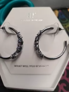 Bomb Party October 2024 RBP8316 'Simplicity & Style Lab Grown Black Opal Hematit - Picture 1 of 4