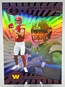 2024 Panini Illusions Football Jayden Daniels Base Rookie #93 RC Commanders ROY - Foto 1 di 2