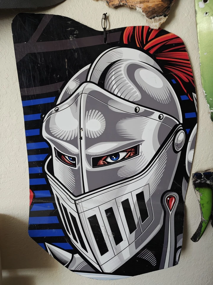 REAL Lucas Oil Crusader Monster Jam pieza de cuerpo de fibra de vidrio - ¡Muy difícil de encontrar! Foto 1 de 1