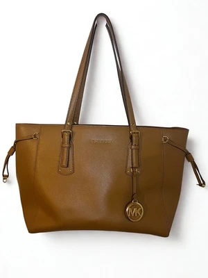 Bolso de Mano Michael Kors Voyager Mediano Cuero Granulado Cartera Hombro Bellota Foto 1 de 4