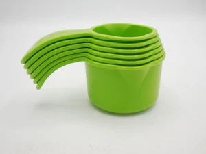 Tupperware Measuring Cups Curved Handle Double Spout Set of 6 #6135A Lime Green - Picture 1 of 6