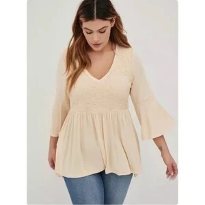 TORRID Super Soft Lace Bodice Babydoll Top size 2X V Neck 3/4 Bell Sleeve Jersey - Picture 1 of 13