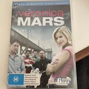 Veronica Mars The Complete First Season DVD Region 4 PAL 6 Disc Set - Picture 1 of 3