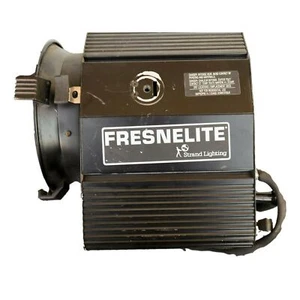 Strand Fresnelite 8" Model 3480 Fresnel Light 2KW Spot Flood No Bracket Bulb Bad - Picture 1 of 6