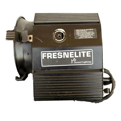 Strand Fresnelite 8" Model 3480 Fresnel Light 2KW Spot Flood No Bracket Bulb Bad - Image 1 of 4