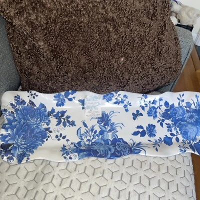 Shabby Chic by Rachel Ashwell Scalloped Edge Thick Platter Blue White Melamine - Image 1 of 4