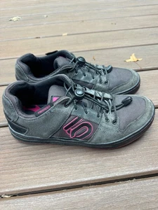 Five Ten 5.10 Freerider Women’s 10 Mountain Bike MTB Shoes Black - Picture 1 of 5