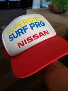 Supergirl Surf Pro and Music Festival Nissan Serie de Conciertos Sombrero Gorra Snapback - Imagen 1 de 2