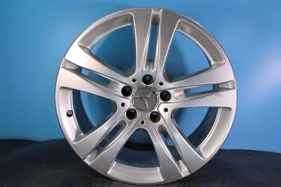 Llanta Mercedes Benz S550 2017 18 2019 18" OEM 85557 A2224013400 97856574 Foto 1 de 4