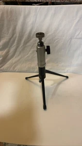 Leitz Leica TOOUG 14100 Table Top Tripod Grey Hammertone - Picture 1 of 4