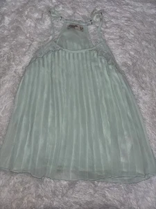 Abercrombie Kids Girls Sz. 13/14 Mint Green Pleated Tank. Delicate, Pretty - Picture 1 of 8