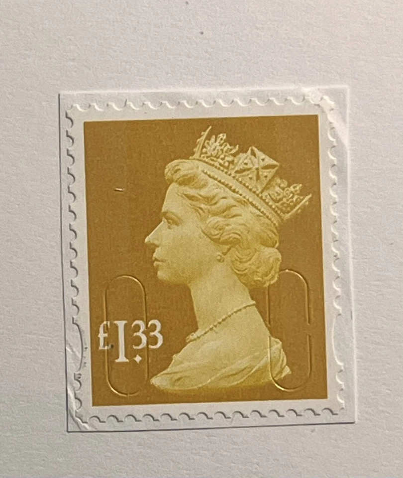 GB MÁQUINA QEII.  £1,33 Amarillo Naranja Usado.  SG# U2940 (M15L) en pieza Foto 1 de 1