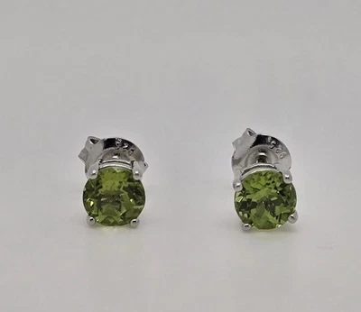 Estate 925 Sterling Silver Round Green Peridot Solitaire Stud Earrings - Image 1 of 4