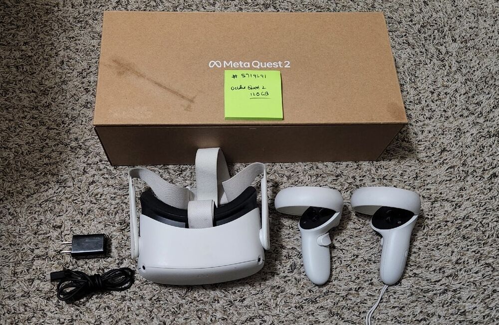 Meta Oculus Quest 2 128GB VR Headset - White Same Day Ship Read Desc