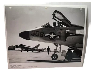 1958 Douglas Skyhawk Pilot Sitting In Cockpit Navel Weapons Meet 8 x 10 JJP 217 - Picture 1 of 2