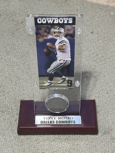 TONY ROMO HIGHLAND MINT BRONZE COIN & TICKET - Picture 1 of 2