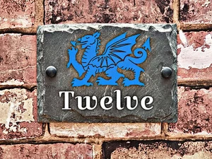 Slate House Sign 17cm x 12cm with fixings Deep Engraved Paint - Picture 1 of 6