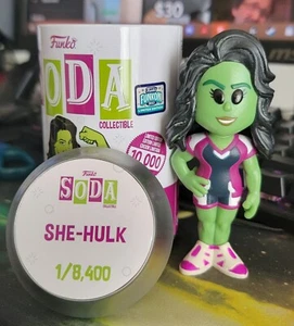 LR13 Funko Soda Marvel She-Hulk Common Funkon 2022 Compartido Exclusivo LE 1/8.400 - Imagen 1 de 3