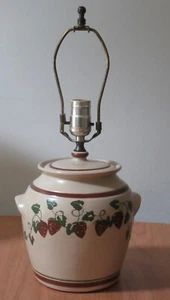 Olde Cape Cod Stoneware Strawberries lamp - Vintage - Picture 1 of 3
