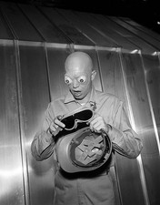 The Outer Limits Old Tv Photo The Mutant 1964 Warren Oates 1