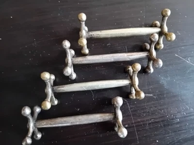 Reposacubiertos Vintage Estilo Tradicional con Pies de Bola x 4 Foto 1 de 4