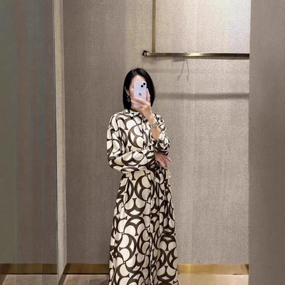 Max Mara Mujer Nuevo Cuello Redondo Seda Estampado Camisa Mediano y Largo Vestido Foto 1 de 4