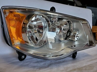 Lámpara Head Park & Turn ajuste derecho Dodge Grand Caravan/Chrysler Town & Country 2008-20 Foto 1 de 4