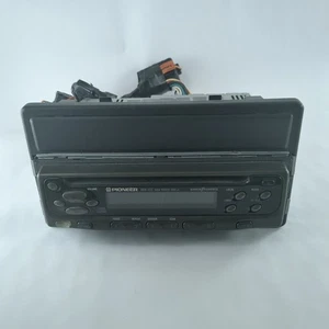 Pioneer DEH-225 UNGETESTET Autoradio 4 Teile - kleiner Riss auf Display - TOP PREIS - Bild 1 von 7