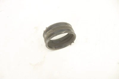 Suzuki King Quad LT 700 05 соединитель загрузочный воздуховод охлаждения задний 11397-31G00 50953 - Изображение 1 из 2