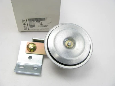 New Genuine OEM High Note Horn For Volkswagen Cabrio 1999-2002 1HM951219Q - Image 1 of 4