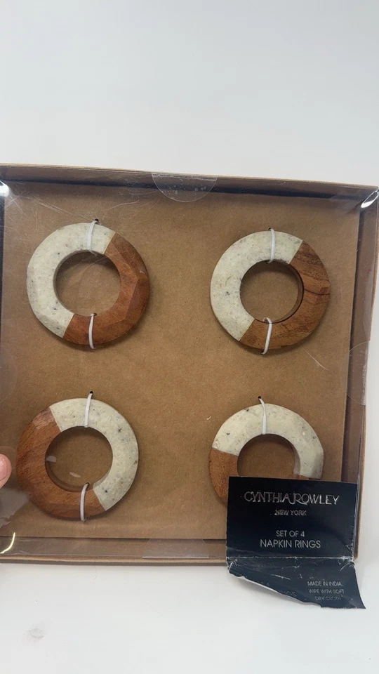 Juego de 4 servilleteros de madera y mármol Cynthia Rowley nuevos en caja Foto 1 de 2