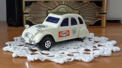 Citroen 2CV "Raid Afrique 1973". Modello In Plastica A Frizione Made Hong Kong. - Immagine 1 di 4