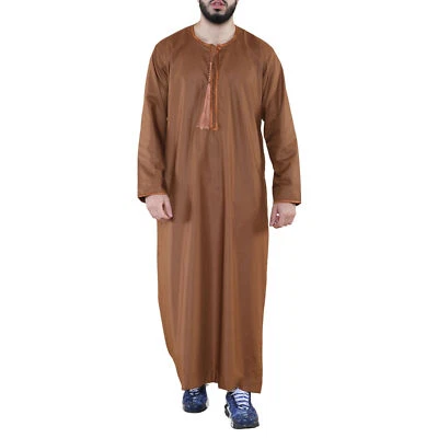 Hombre Marrón Thobe Jubba Saudi Islámico Árabe Eid Emirati Caftán Borla Bata - Imagen 1 de 4