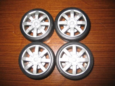 LOTTO RUOTE RENAULT MEGANE RS 1/18 NOREV TUNING O DIORAMA - Immagine 1 di 4