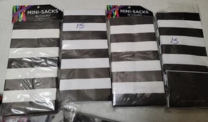62 MINI BLACK AND WHITE PARTY SNACK SACKS PT1 - Picture 1 of 2
