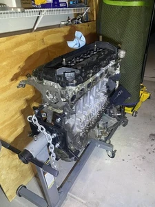 BMW plug, all Engine parts Available M54B30 330ci PETROL breaking E46 e39 e60 - Picture 1 of 2