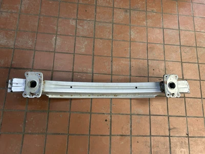 Barra de choque Subaru Impreza Wrx 2008-2010 Foto 1 de 3