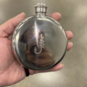 HIP FLASK Hook Line & Sinker Stainless Steel 5 oz. Wild & Wolf Ltd. USA NEW Fish - Picture 1 of 5