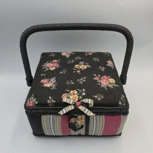 Vintage PADDED FABRIC COVERED SEWING BOX/CASE with CARRYING HANDLE & Supplies - Picture 1 of 9