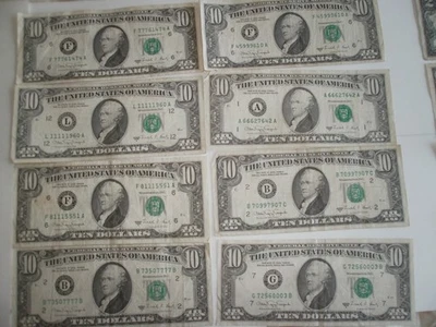 one 1988A $10 Ten Dollar Bill Federal Reserve Note Vintage Currency repeat numbe - Image 1 of 3