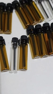 35 Stück Parfum Flaschen 1ML Mini Glas Parfumflaschen,nachfüllbar - Bild 1 von 3