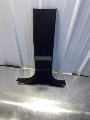 2010 Chevrolet Suburban 1500 Lower B Pillar LH Side Trim Interior 25888426 OEM. - Image 1 of 3