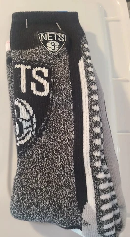 NBA Brooklyn Nets Crew Socks Men's Size Large 9-13 or Women's 10.5-14.5 Blk/Gray Cover