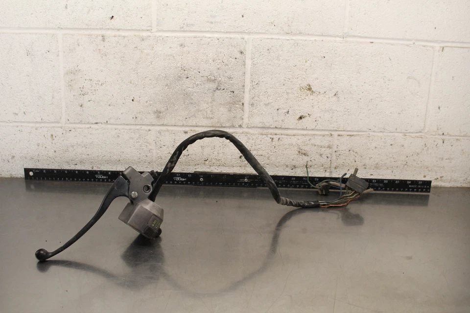 1979 年本田 Hawk I 400 CB400T 右夹手推车水平 C397 — 第 1/4 张图片