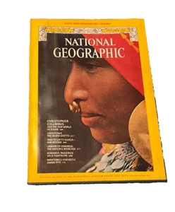 national geographic-NOV 1975-COLUMBUS Romania + Map - Picture 1 of 2